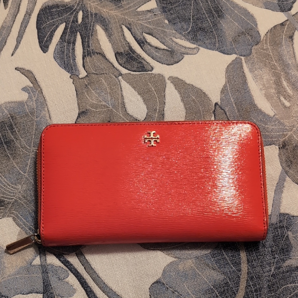 Tory Burch Red Zip-Around Continental Wallet